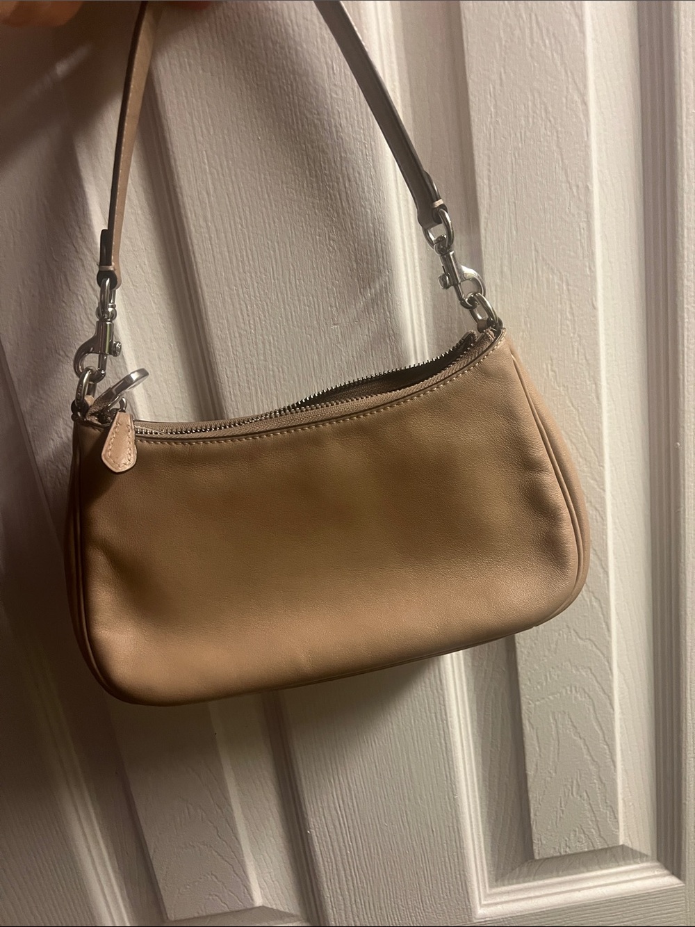 Coach Brown Leather Shoulder Bag with Embossed C - Picture 7 of 8